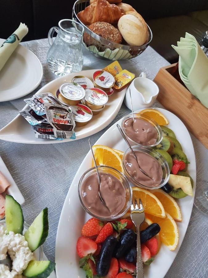 Hotel Wilder Mann Feuchtwangen Eksteriør bilde