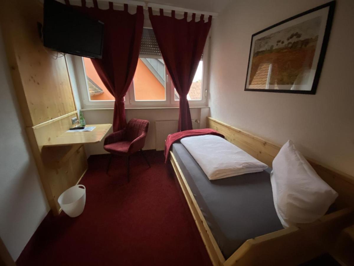 Hotel Wilder Mann Feuchtwangen Eksteriør bilde