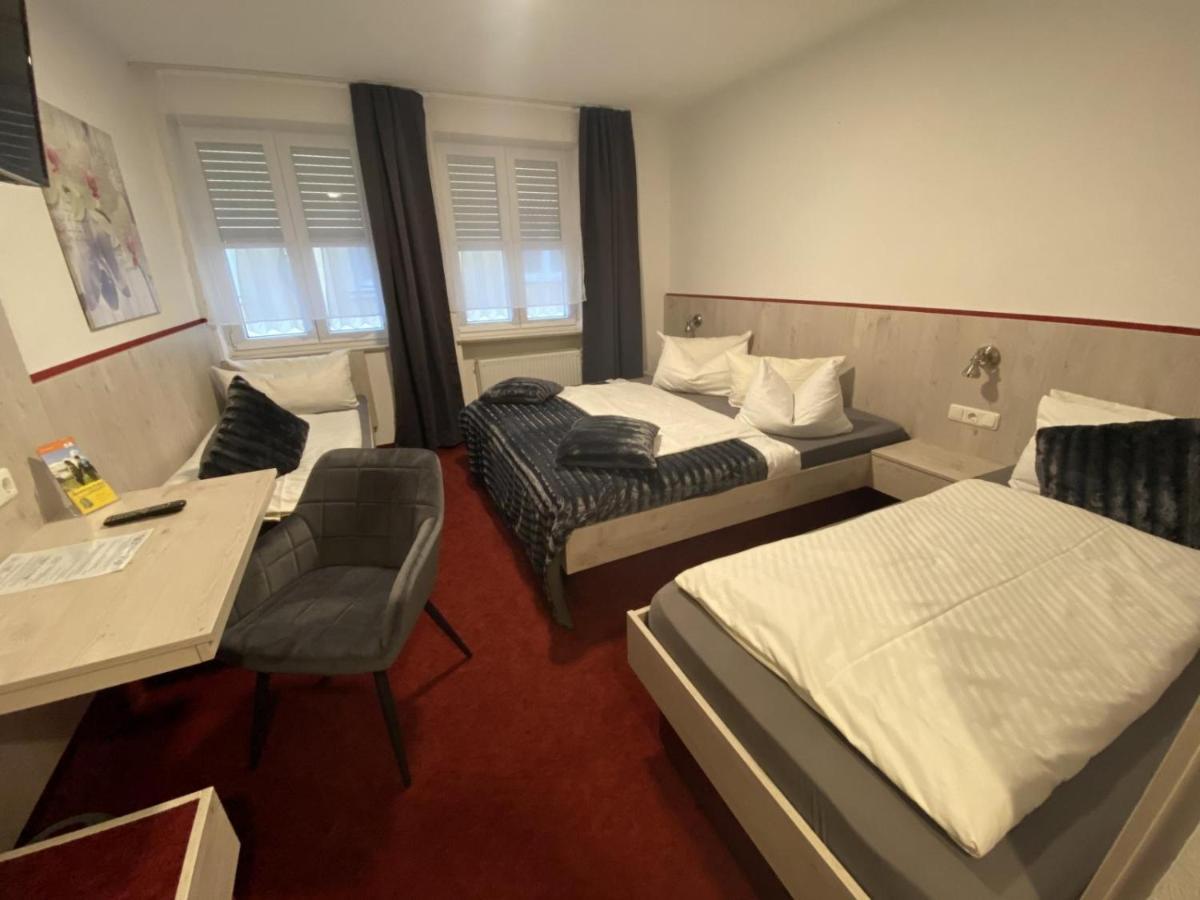Hotel Wilder Mann Feuchtwangen Eksteriør bilde