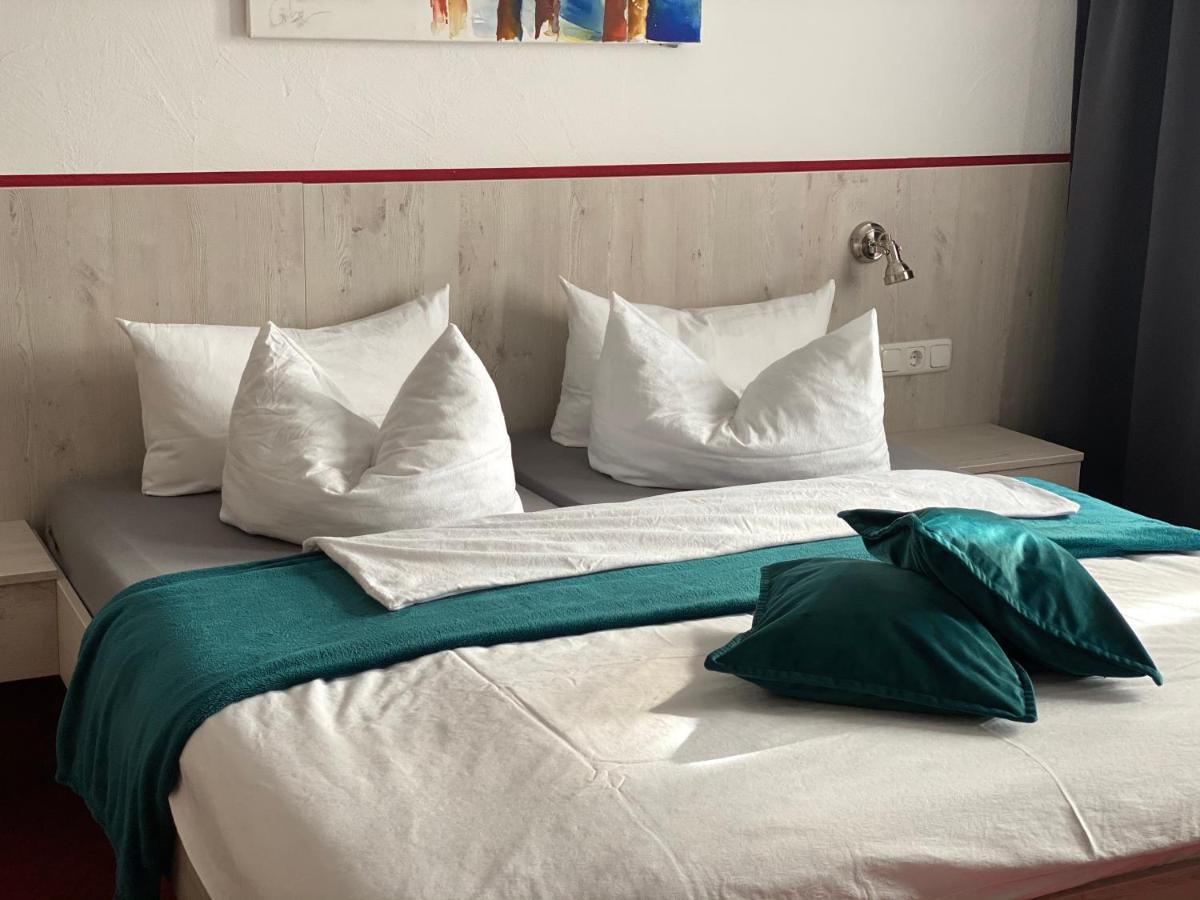Hotel Wilder Mann Feuchtwangen Eksteriør bilde