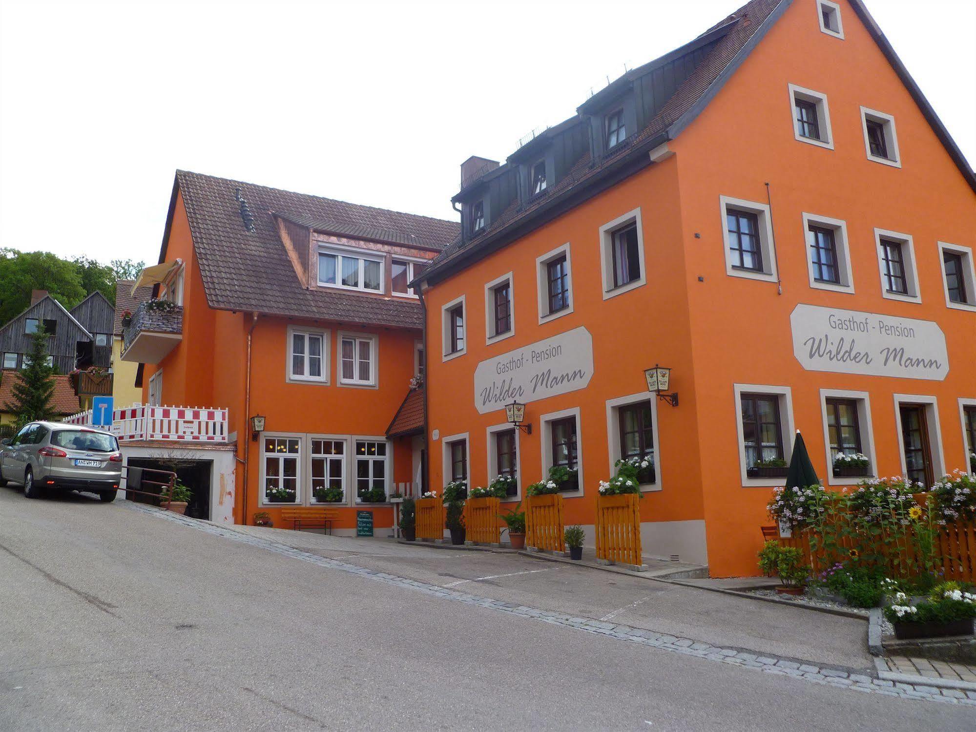 Hotel Wilder Mann Feuchtwangen Eksteriør bilde